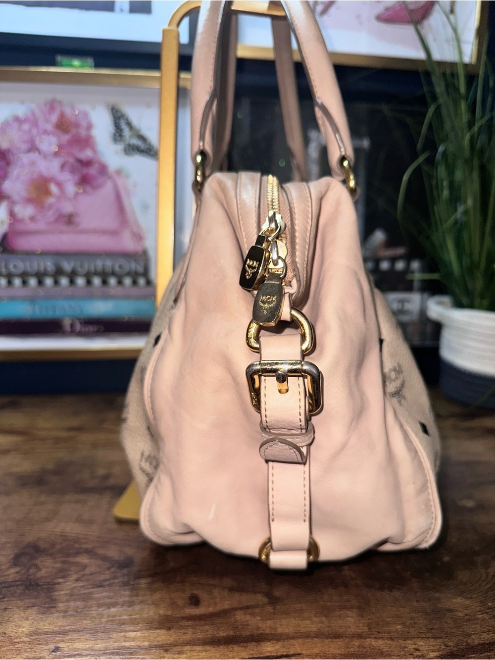 MCM Pink Logo Visetos Dome Satchel with Gold Plaque - Picture 4 of 16